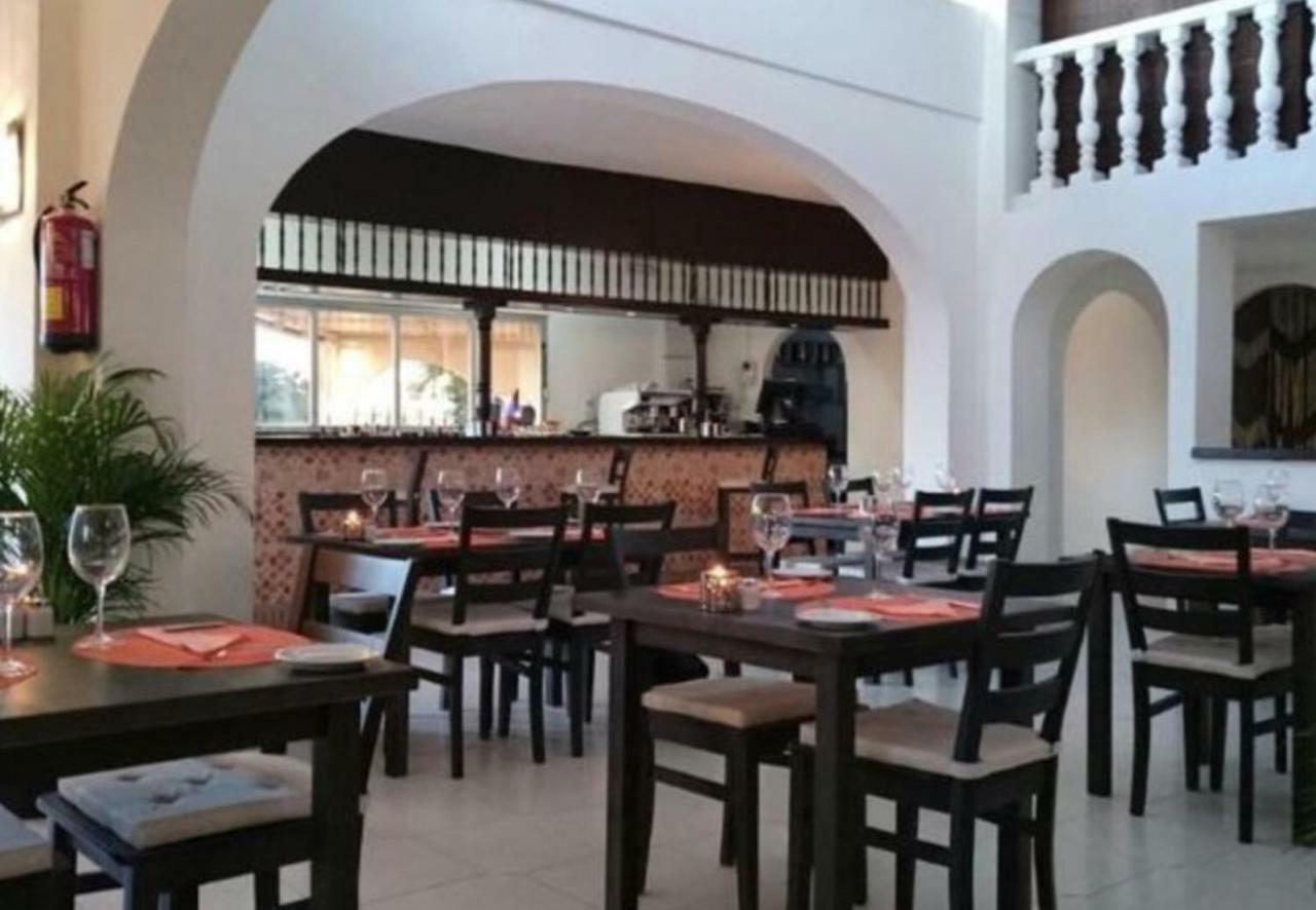 Torremolinos Apartment Near Beach Exterior photo